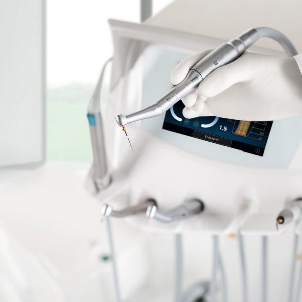 endodonzia.jpg__830x815_q85_crop_subsampling-2